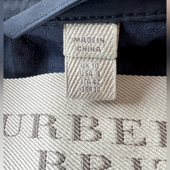 Burberry Brit Trench - Picture 10 of 11